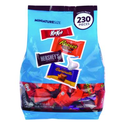 GRR22002450 Assorted Minis Value Pack, Assorted Chocolates, 63.4 oz Bag, 230 Pieces