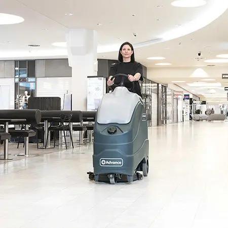 Advance SC1500 Stand-On Scrubber 20" Advance