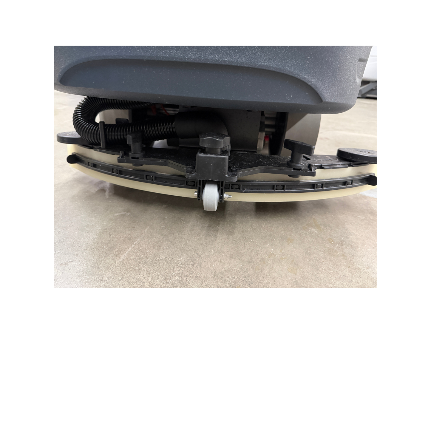 DEMO Advance SC2000 X20D Micro Rider Scrubber w/EcoFlex - 20" Disc Floor Cleaner
